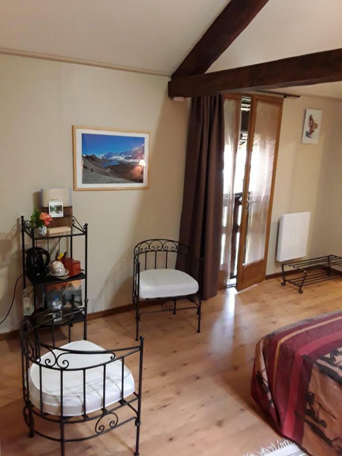 La Parenthese Bed & Breakfast Saint-Genix-sur-Guiers Exterior photo